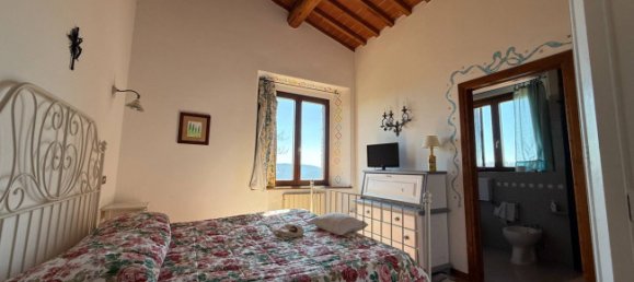 3 bedrooms Villa in Montepulciano, Italy No. 229777 24