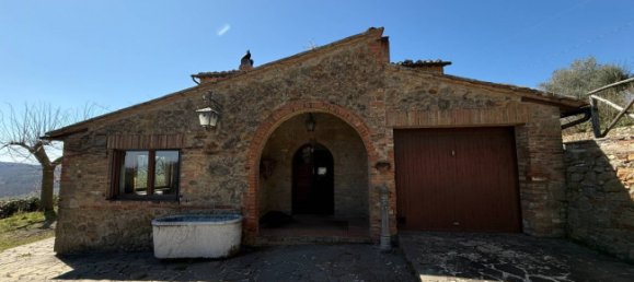 3 bedrooms Villa in Montepulciano, Italy No. 229777 8