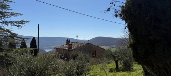 3 bedrooms Villa in Montepulciano, Italy No. 229777 5