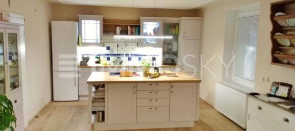 14-Zimmer Haus in Attnang-Puchheim, Austria, Nr. 234990 3