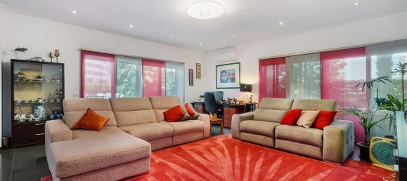 5 bedrooms Duplex in Portimao, Portugal No. 141349 2