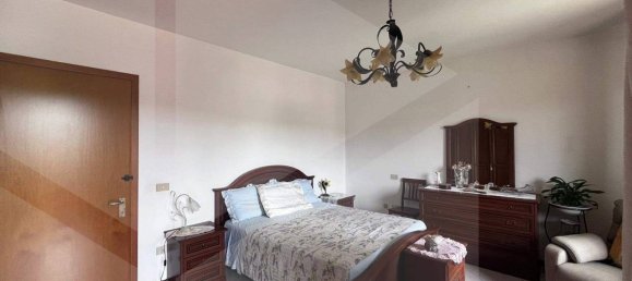 5-salle Appartement à Casciana Terme Lari, Italy No. 18567 19