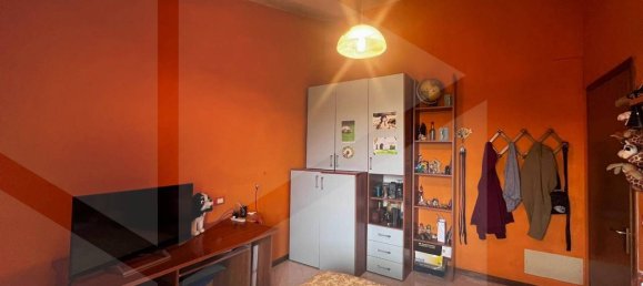 5-salle Appartement à Casciana Terme Lari, Italy No. 18567 24