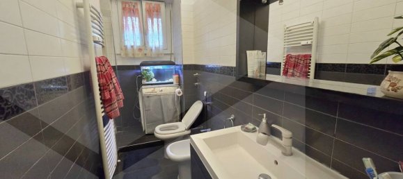 Квартира с 3 комнатами в Милан, Италия № 241222 9