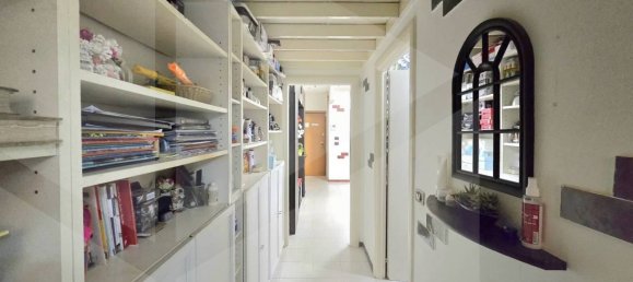 Квартира с 3 комнатами в Милан, Италия № 241222 8