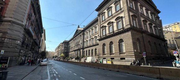 3 bedrooms Apartment in Naples, Italy No. 61004 21