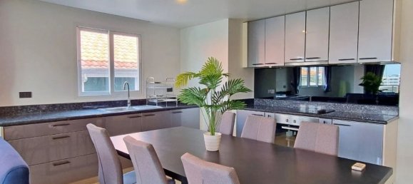 3 bedrooms Condo in Pattaya, Thailand No. 20021 14