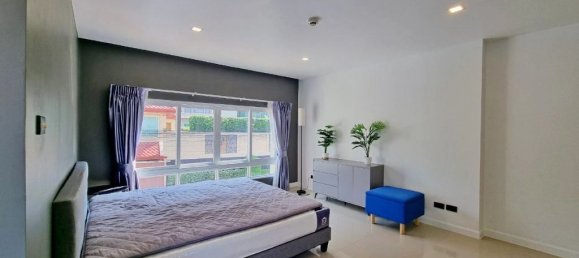 3 bedrooms Condo in Pattaya, Thailand No. 20021 20