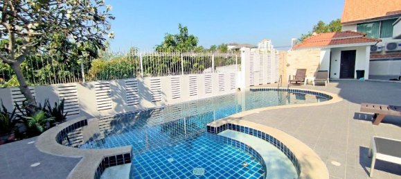 3 bedrooms Condo in Pattaya, Thailand No. 20021 4