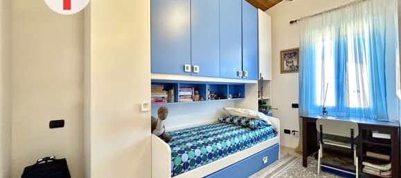 5 bedrooms House in Padua, Italy No. 370212 23