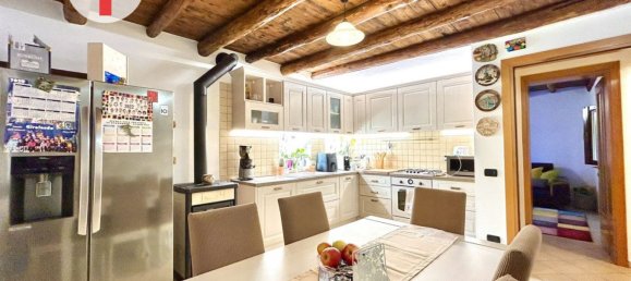 5 bedrooms House in Padua, Italy No. 370212 4