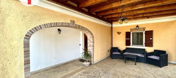 5 bedrooms House in Padua, Italy No. 370212 29