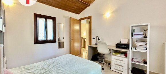 5 bedrooms House in Padua, Italy No. 370212 18