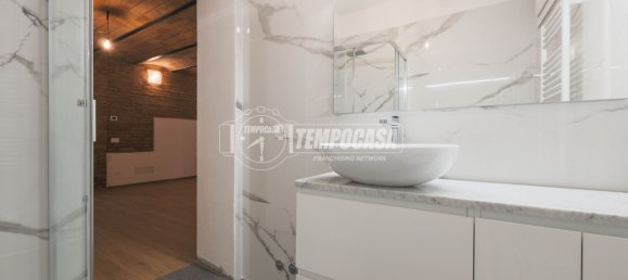 Casa de 4 divisões em Bologna, Italy N.º 286555 26