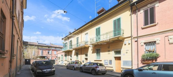 Casa de 4 divisões em Bologna, Italy N.º 286555 29