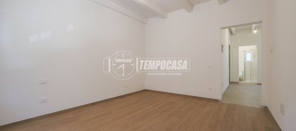 Casa de 4 divisões em Bologna, Italy N.º 286555 34