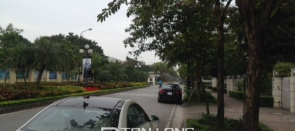 5 bedrooms Villa in Tay Ho, Vietnam No. 244 2