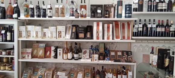 42m² Commercial property in Cattolica, Italy No. 16098 2