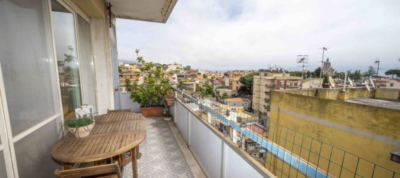 5-salle Appartement à Messina, Italy No. 48052 7