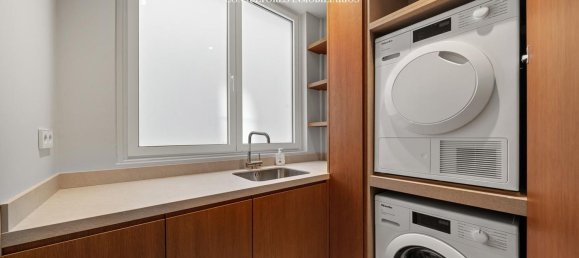 3 bedrooms Apartment in Madrid, Spain No. 170758 32