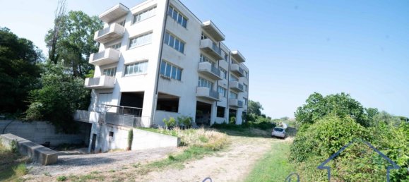 5 rooms Warehouse in Rimini, Italy No. 259944 3