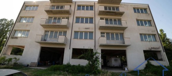 5 rooms Warehouse in Rimini, Italy No. 259944 2