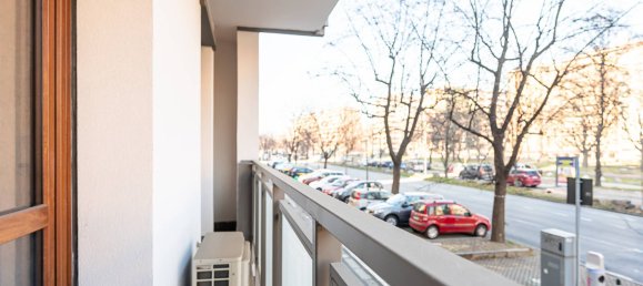 4 bedrooms Apartment in Turin, Italy No. 99943 31