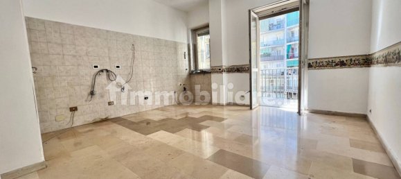 Apartamento T2 em Turin, Italy N.º 379882 8