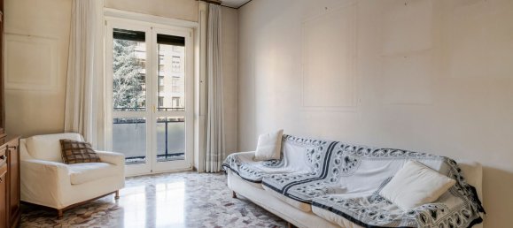 Apartamento de 3 habitaciónes en Milan, Italy No. 336877 2