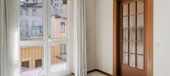 Apartamento de 3 habitaciónes en Milan, Italy No. 336877 7
