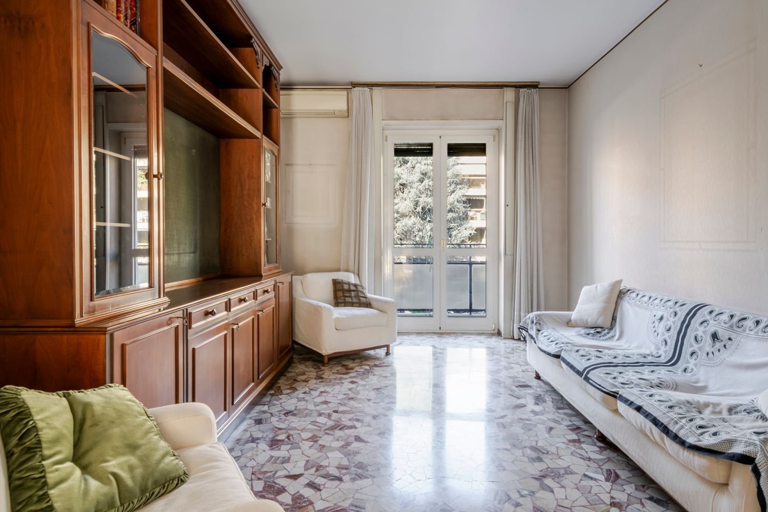 Apartamento de 3 habitaciónes en Milan, Italy No. 336877