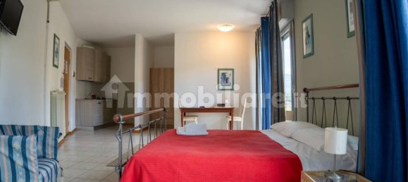 1 bedroom Apartment in Arezzo, Italy No. 161976 7
