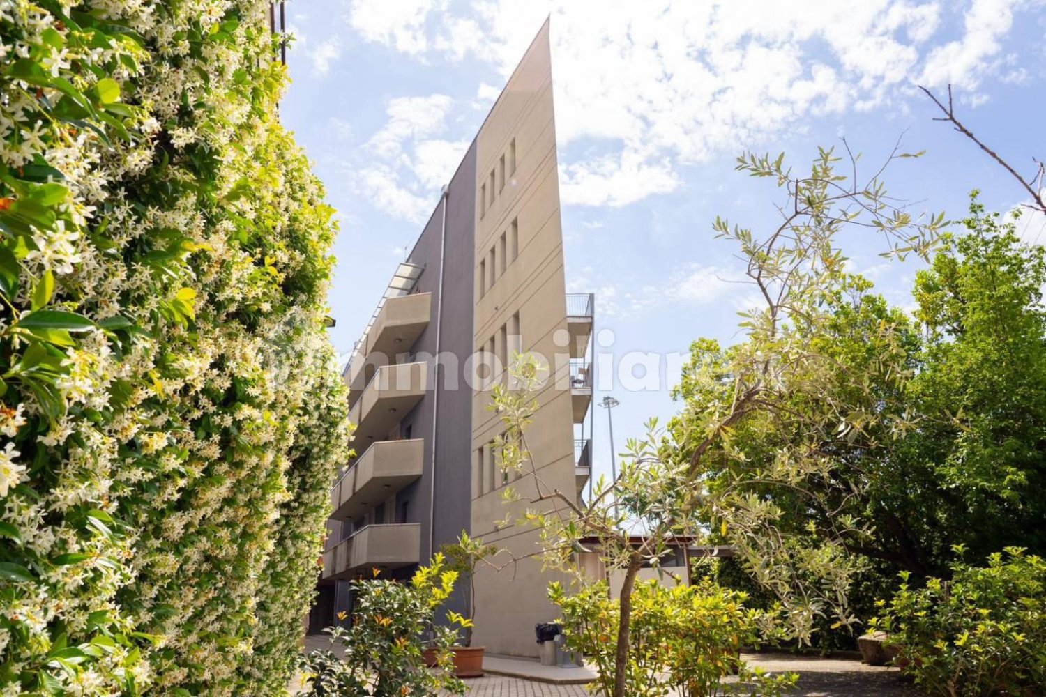 1 bedroom Apartment in Arezzo, Italy No. 161976