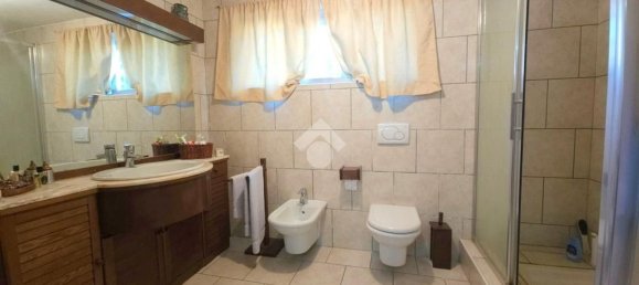 Villa de 3 habitaciónes en Rodigo, Italy No. 260484 31