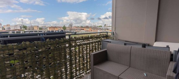 Apartamento de 2 dormitorios en Foggia, Italy No. 84411 36