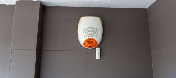 Apartamento de 2 dormitorios en Foggia, Italy No. 84411 38