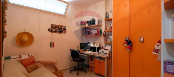 3 Schlafzimmer Wohnung in Taranto, Italy, Nr. 304676 13