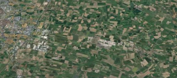 5 bedrooms Apartment in Torrile, Italy No. 326252 20