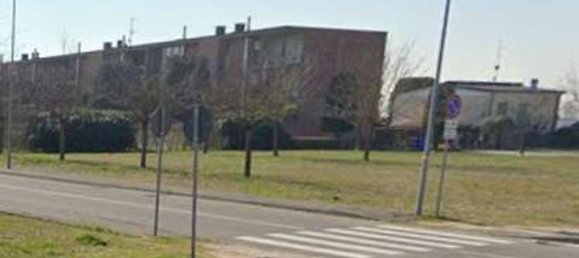 5 bedrooms Apartment in Torrile, Italy No. 326252 11