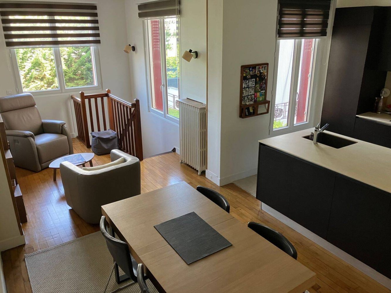 3 bedrooms Apartment in Le Kremlin-Bicetre, France No. 327014