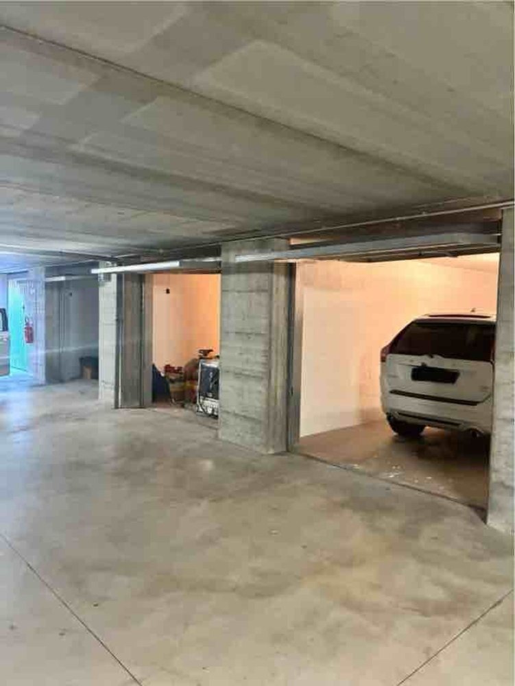 22m² Garage in Parma, Italy No. 326513