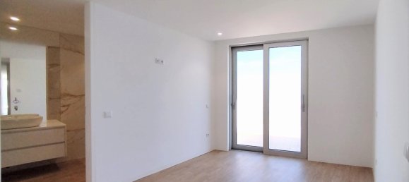 3 bedrooms Penthouse in Vila do Conde, Portugal No. 110722 28