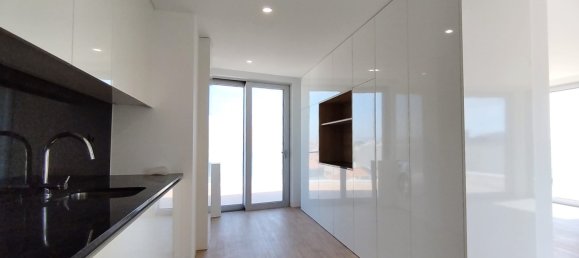 3 bedrooms Penthouse in Vila do Conde, Portugal No. 110722 13