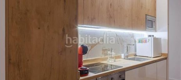 5 bedrooms Apartment in Madrid, Spain No. 27711 30