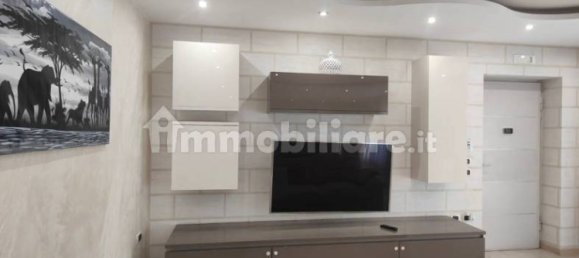 Квартира с 2 спальнями в Суччиво, Италия № 260870 3