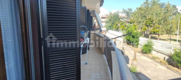 Квартира с 2 спальнями в Суччиво, Италия № 260870 20