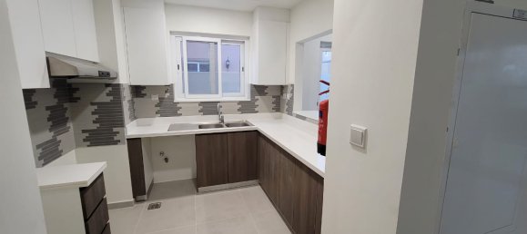 Moradia em banda T4 em Dubai Land, UAE N.º 2704 9