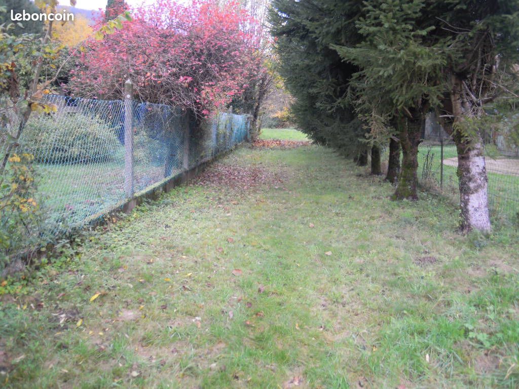  قطعة أرض في Bogny-sur-Meuse, France 4082متر مربع رقم 79972