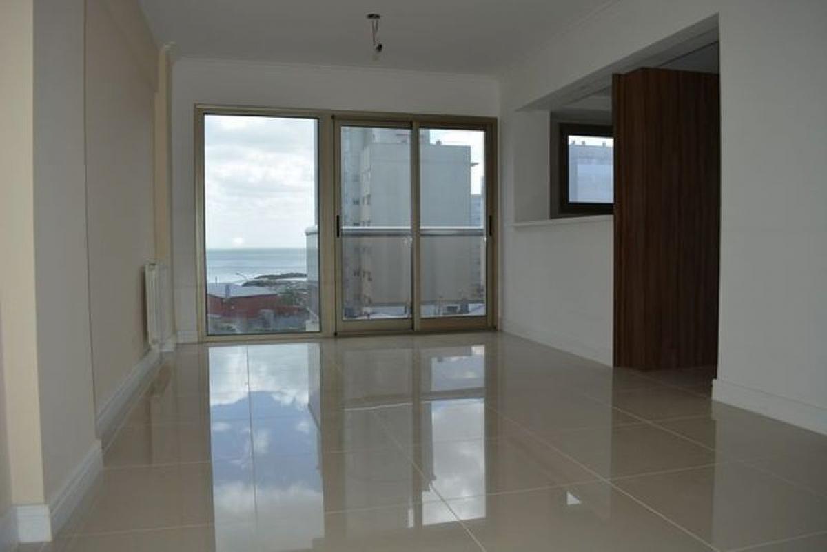 Квартира с 2 спальнями в Мар-дель-Плата, Аргентина № 70877