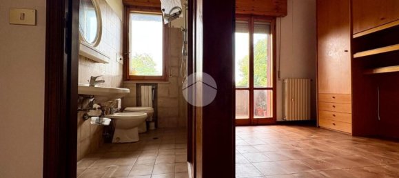 3 rooms Apartment in Rimini, Italy No. 274929 8